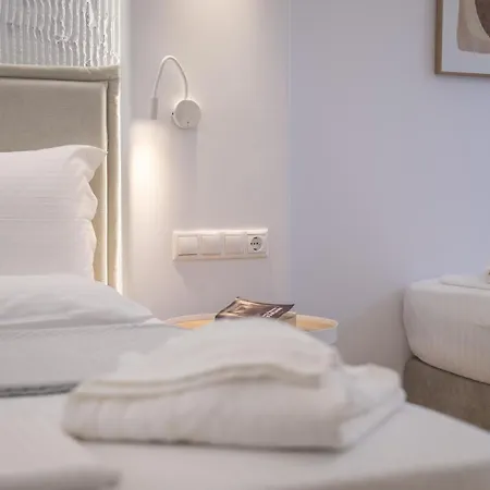 Valetta Inn Naxos City